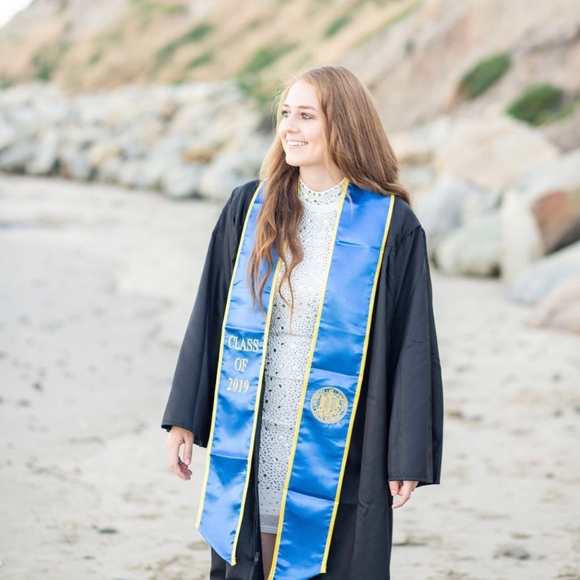 Meet your Posher, Madisyn - Picture 2 of 2